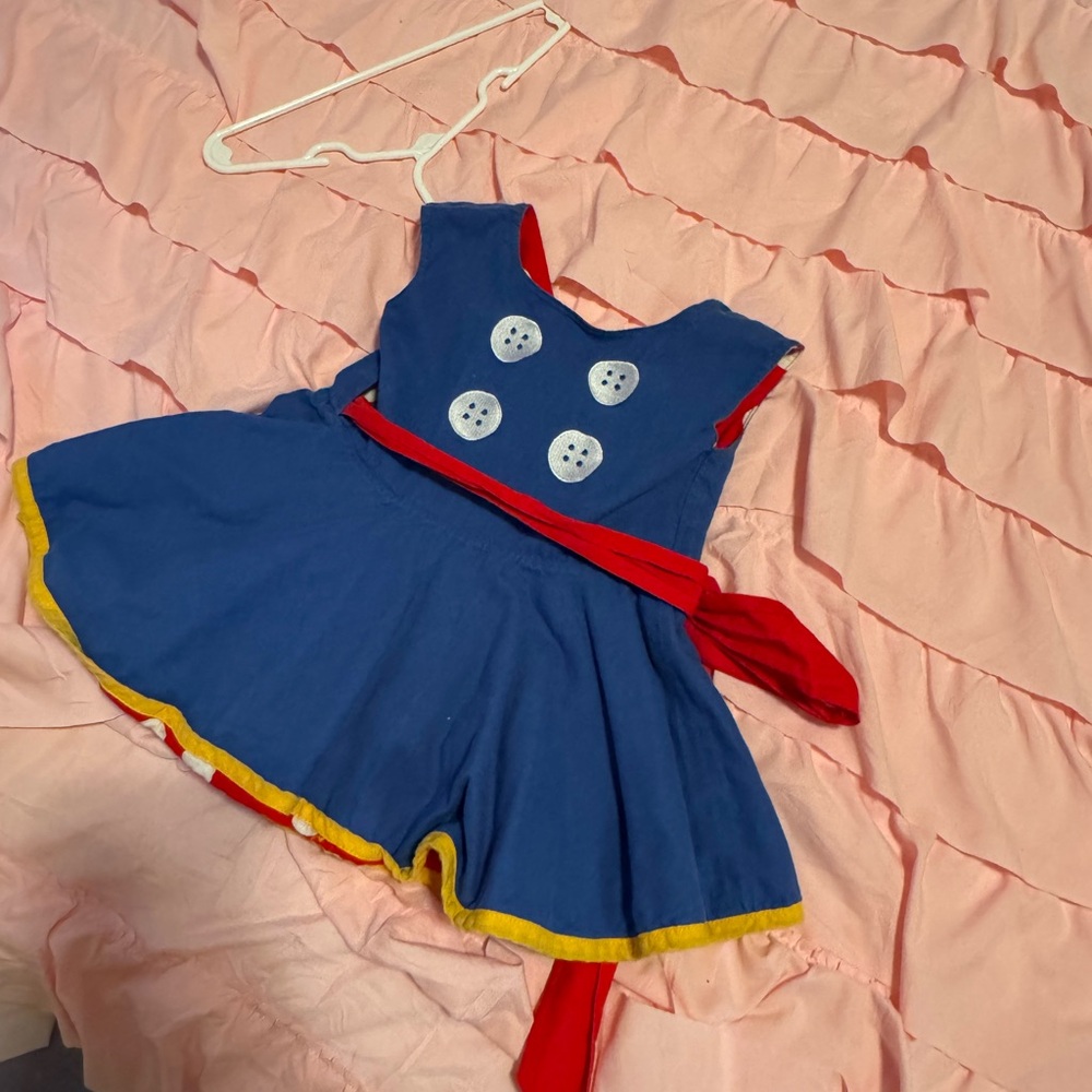 Minnie and Donald Duck reversible dress beautiful worn once